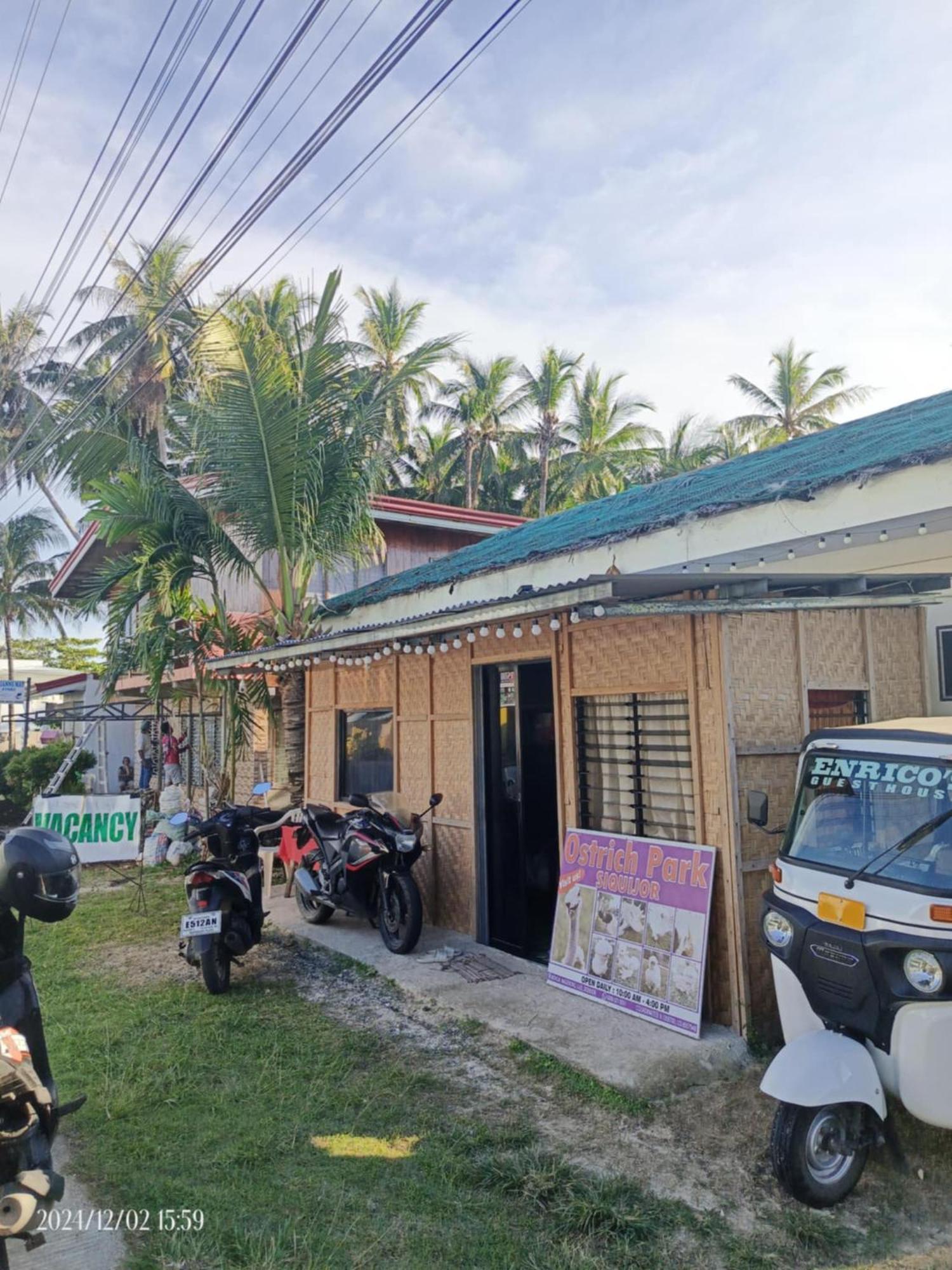 Enrico'S Guesthouse Siquijor Buitenkant foto